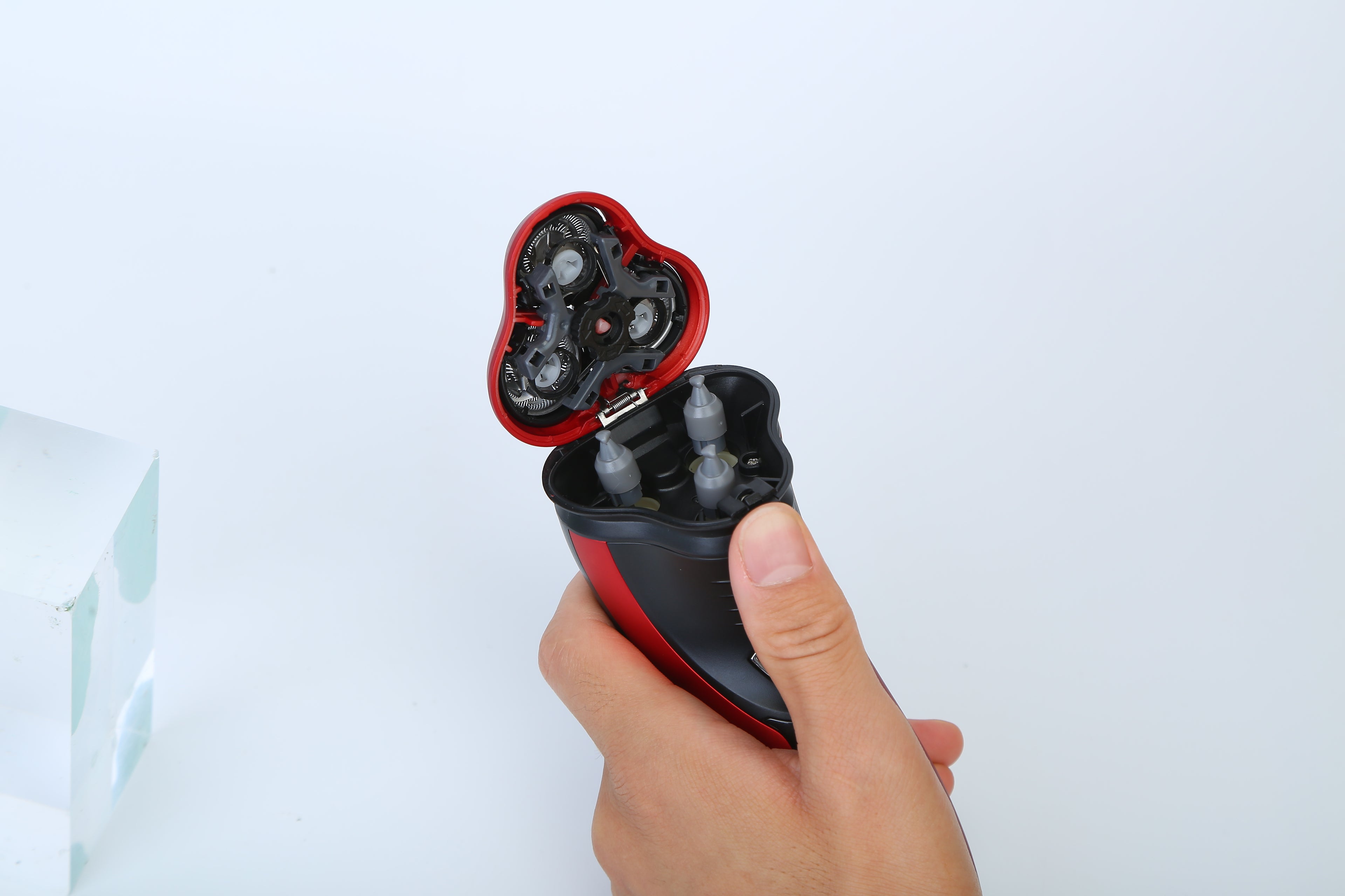 Electric Shaver Razor For Men IPX7 Waterproof Beard Trimmer 3D Rechargeable Painless Rotary Shaver With Trimmer 2 In 1 Electric Shaver